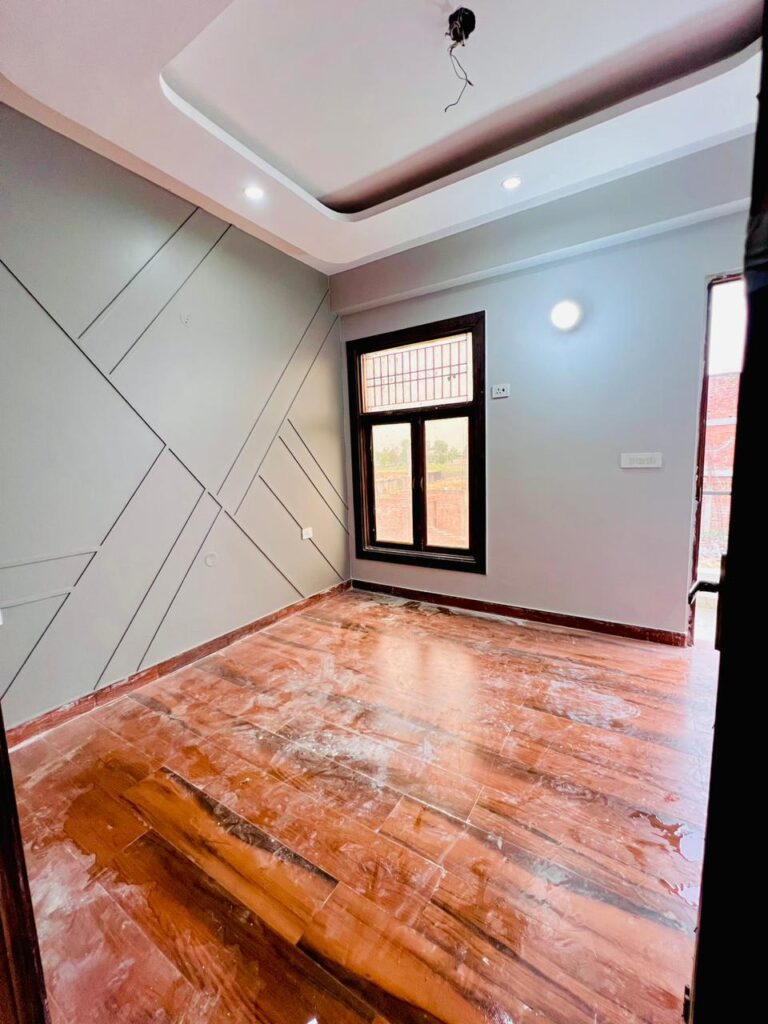 WhatsApp Image 2025-10-09 at 1.55.07 PM (5)